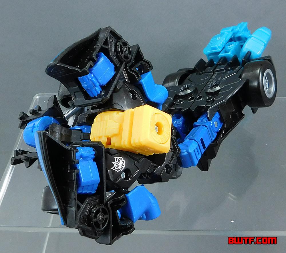 Transformers Generations Combiner Wars – Deluxe Class Decepticon Dragstrip – Action Figure 2-in-1 Con Spada
